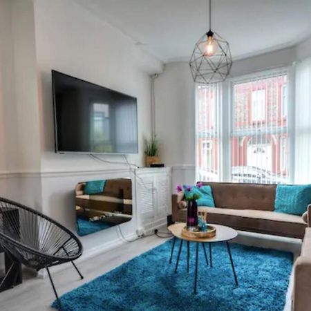 Antonio Str Liverpool 6 Beds Екстериор снимка