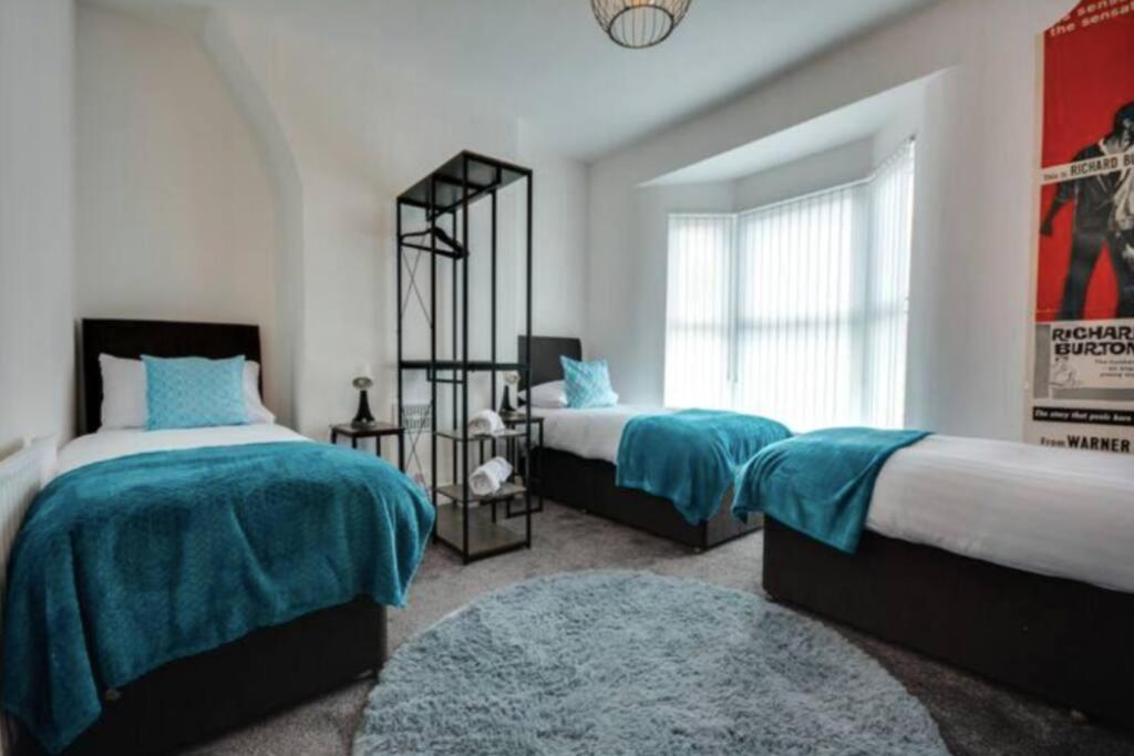 Antonio Str Liverpool 6 Beds Екстериор снимка